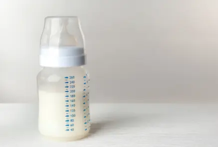 biberon en plastique stérilisation